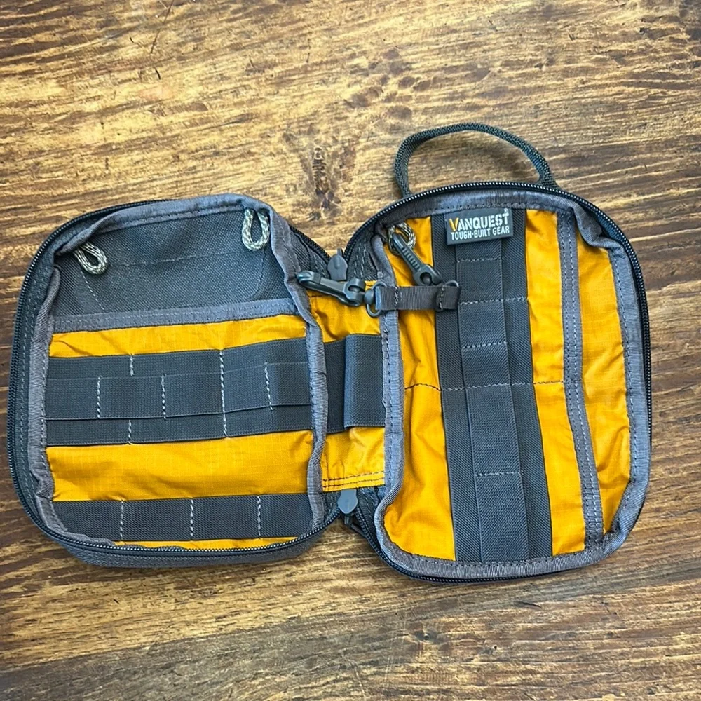 Vanquest tactical pouch - Picture 3 of 4
